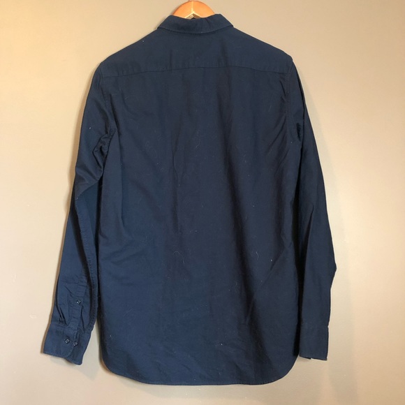 Uniqlo slim fit navy button down - Picture 10 of 10